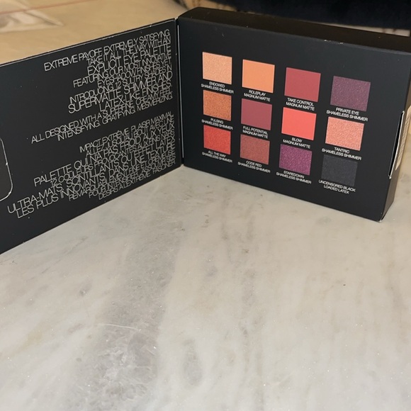 Brand New NARS Extreme Effects Eyeshadow Palette Limited Edition Shimmer Matte - Picture 11 of 14